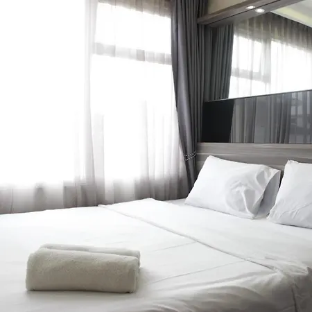Pleasant & Trendy 2Br Apartment At Jarrdin Cihampelas Near Cihampelas Walk By Travelio